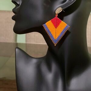 Seed beaded earring crafted with Miyuki Delica 11/0.